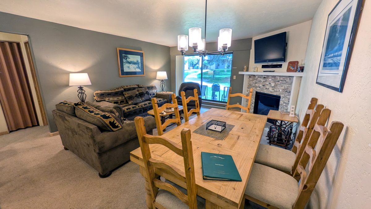 Beaver Creek West Condominiums	 - Condo M-1: Deluxe 2-bedroom/2-bath image 0